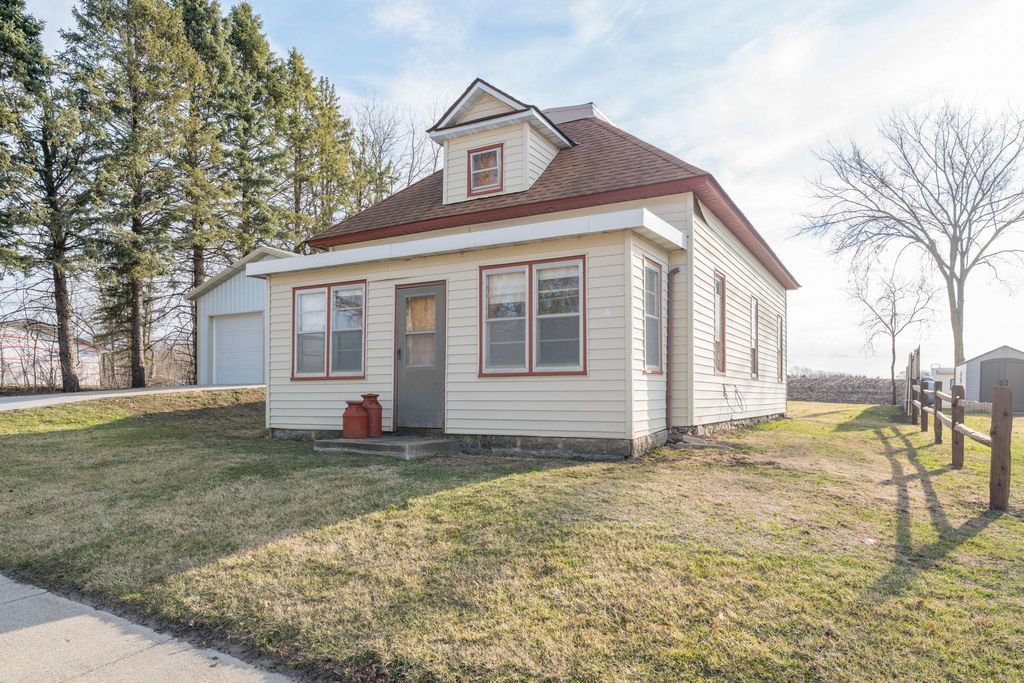 Photo of 397 S Kilkenny Road, Kilkenny, MN 56052 (MLS # 7046205)