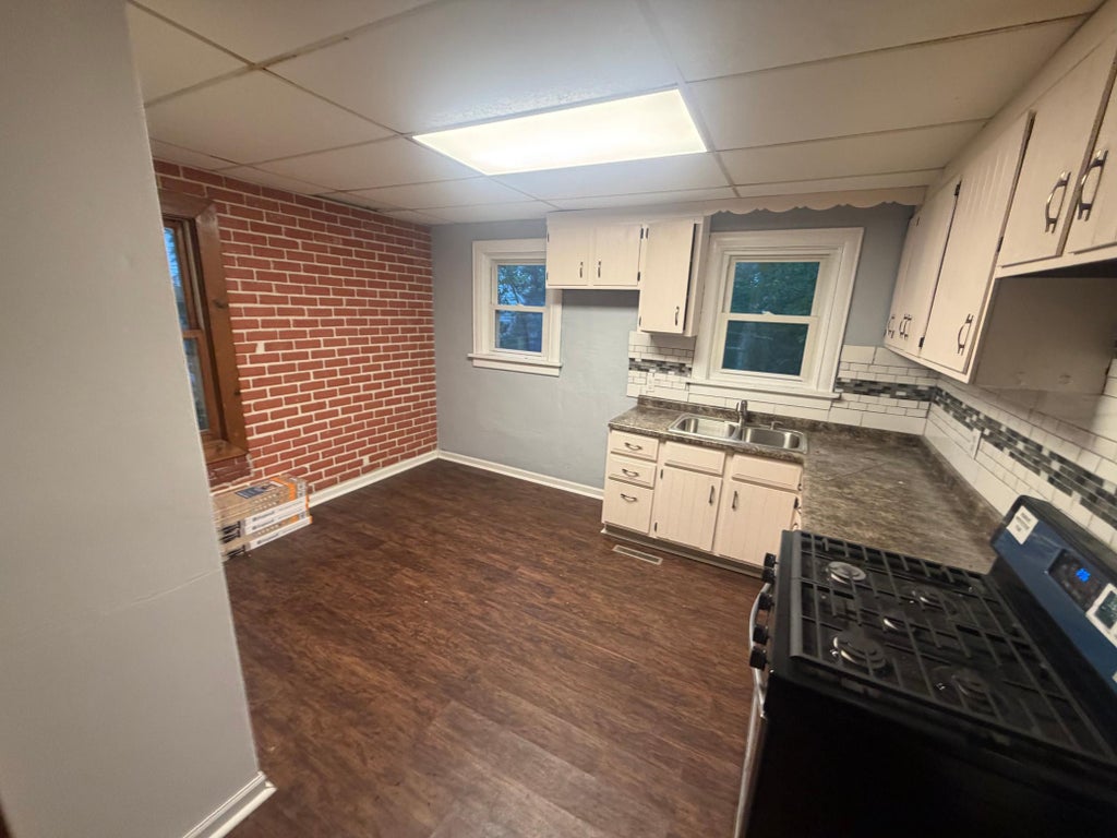 Photo of 1630 2nd Street SE, Rochester, MN 55904 (MLS # 7144369)