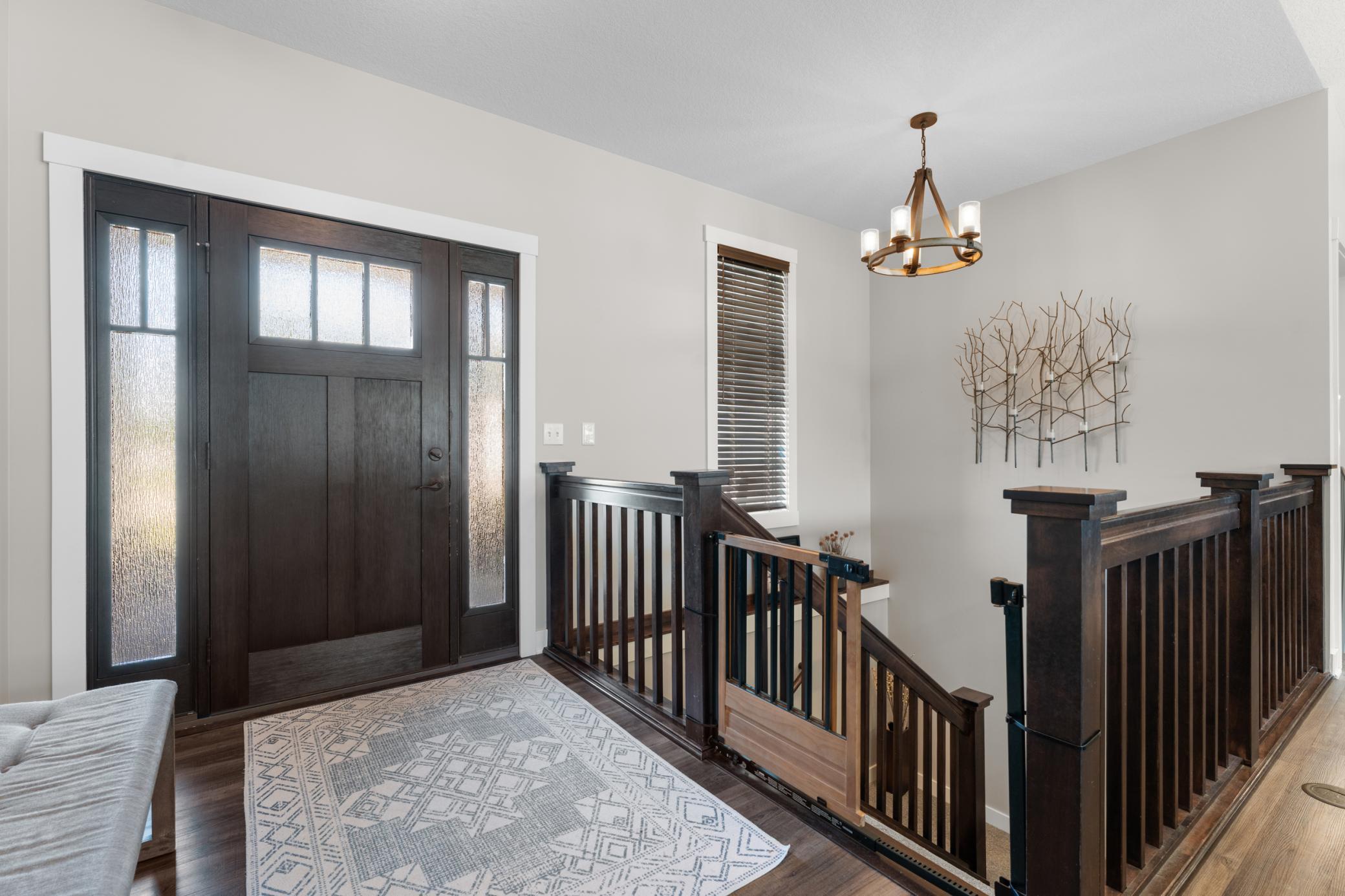 204 Lincoln Drive NE