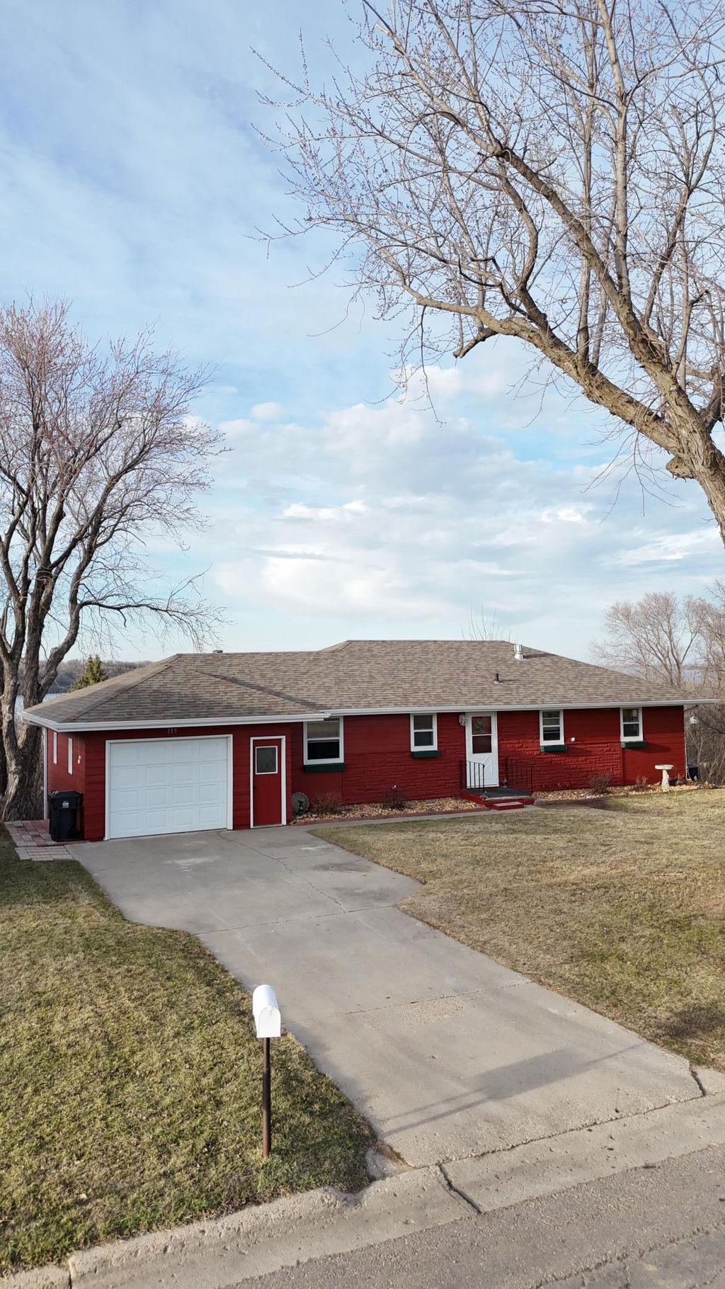 Photo of 315 Lakeview Street S, Lake Benton, MN 56149 (MLS # 7042270)