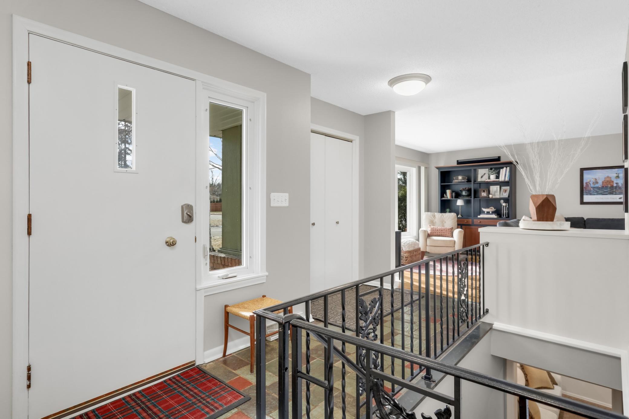 1695 Stanbridge Avenue