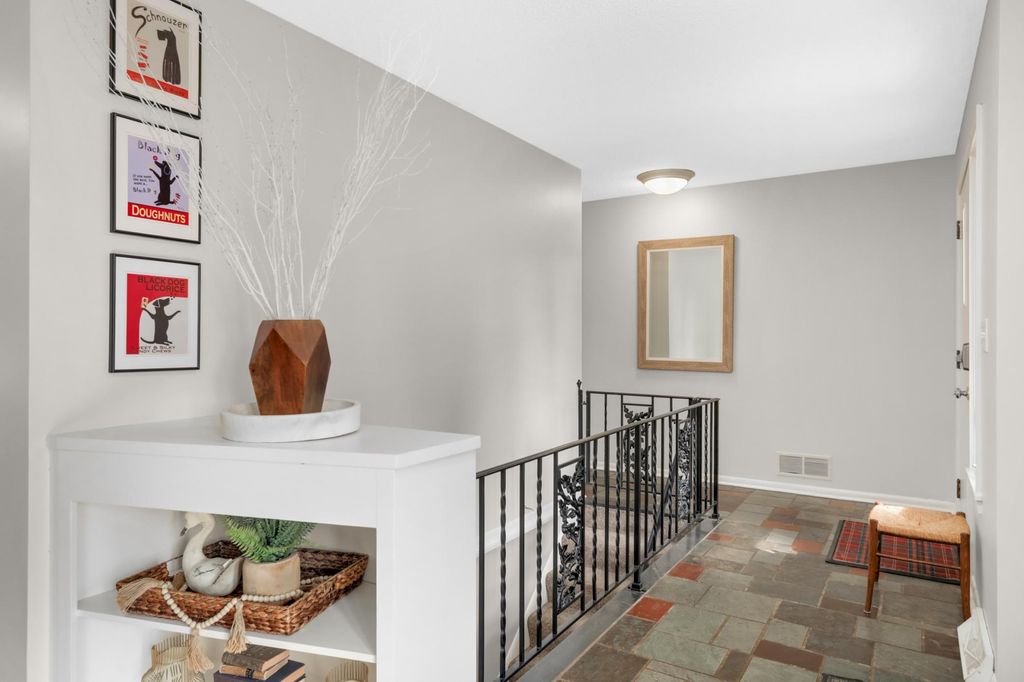 Photo of 1695 Stanbridge Avenue, Roseville, MN 55113 (MLS # 7019789)