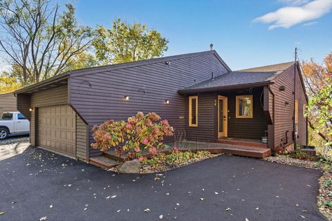 54 Bates Avenue Saint Paul MN 55106