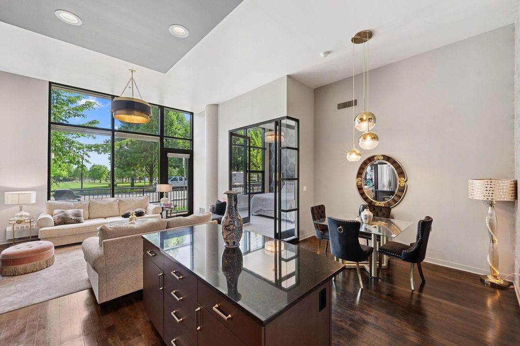 Photo of 215 10th Avenue S #112, Minneapolis, MN 55415 (MLS # 7010867)