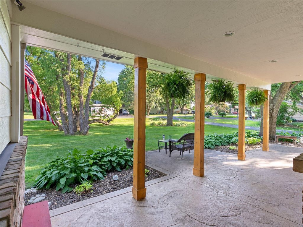 Photo of 19720 Jackie Lane, Rogers, MN 55374 (MLS # 7018987)