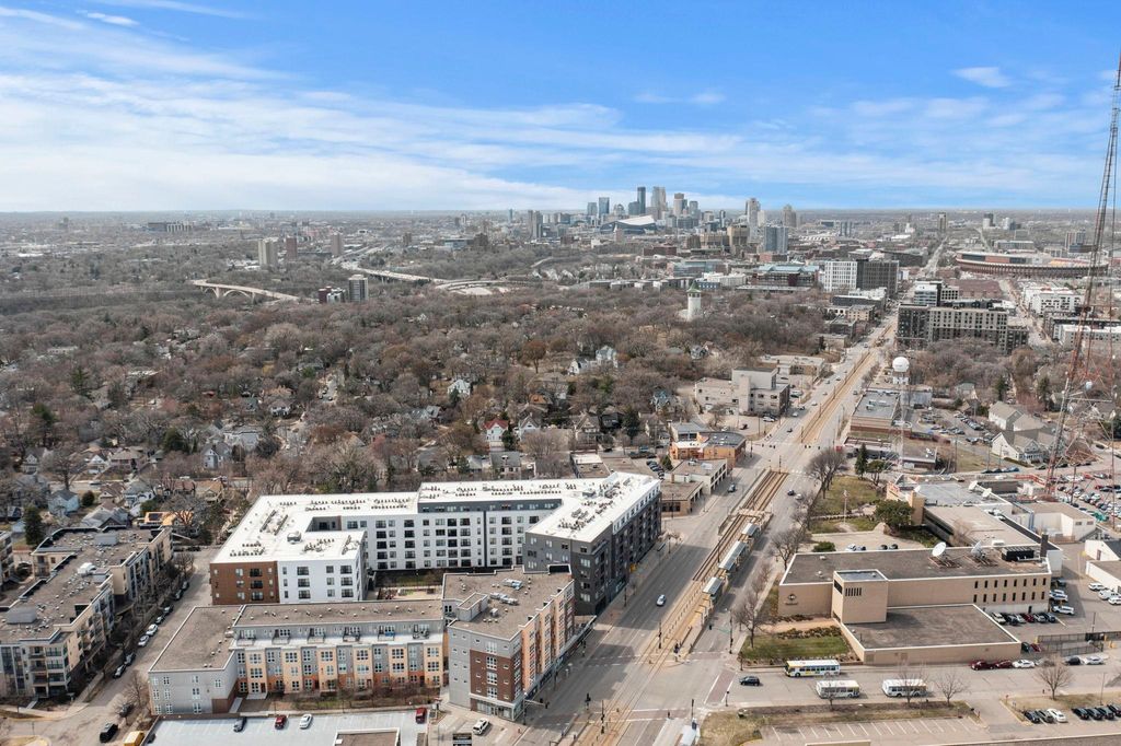 Photo of 2650 University Avenue W #221, Saint Paul, MN 55114 (MLS # 7051461)