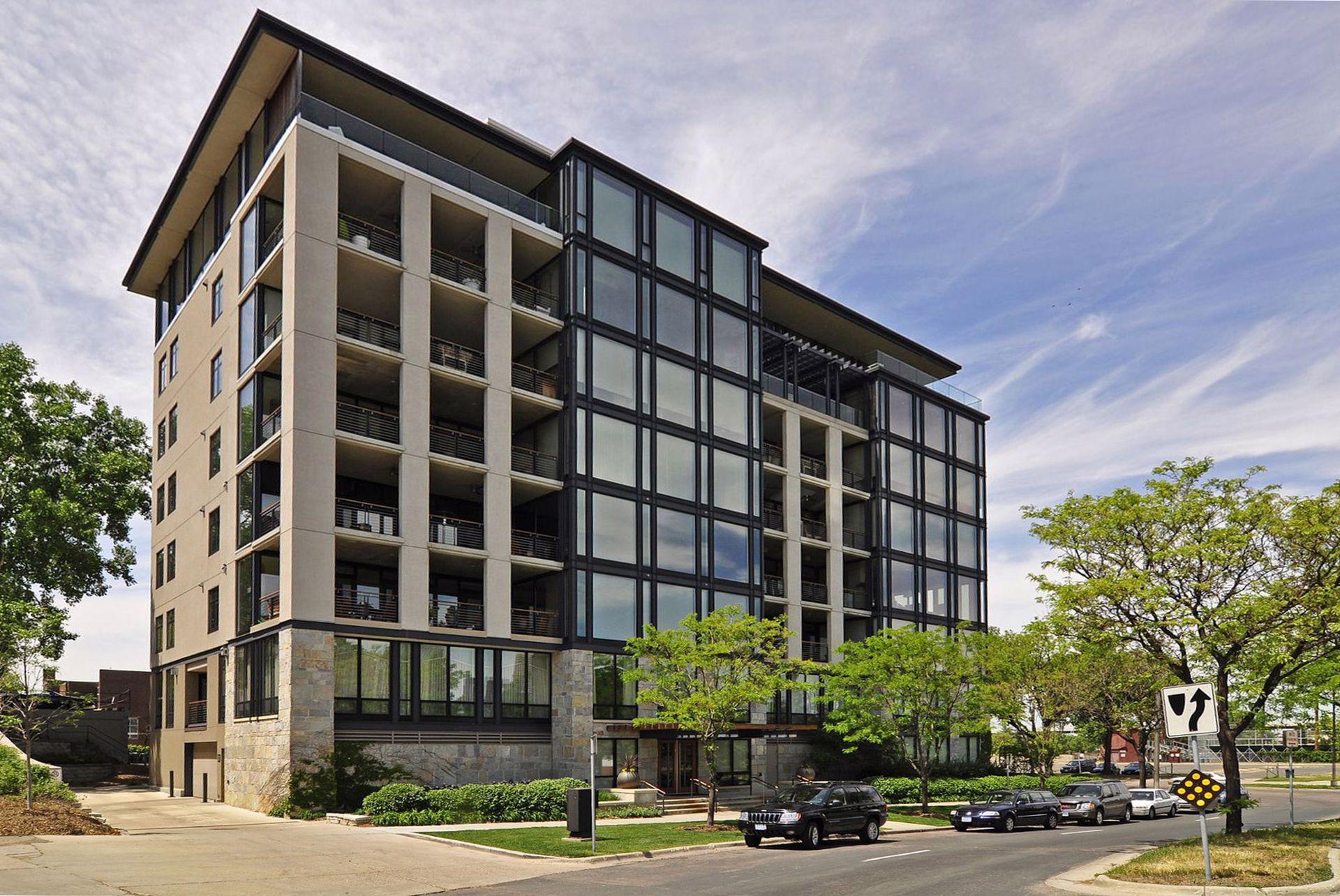 301 Kenwood Parkway 601