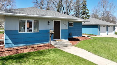 Photo of 804 9th Street S, Olivia, MN 56277 (MLS # 6812407)