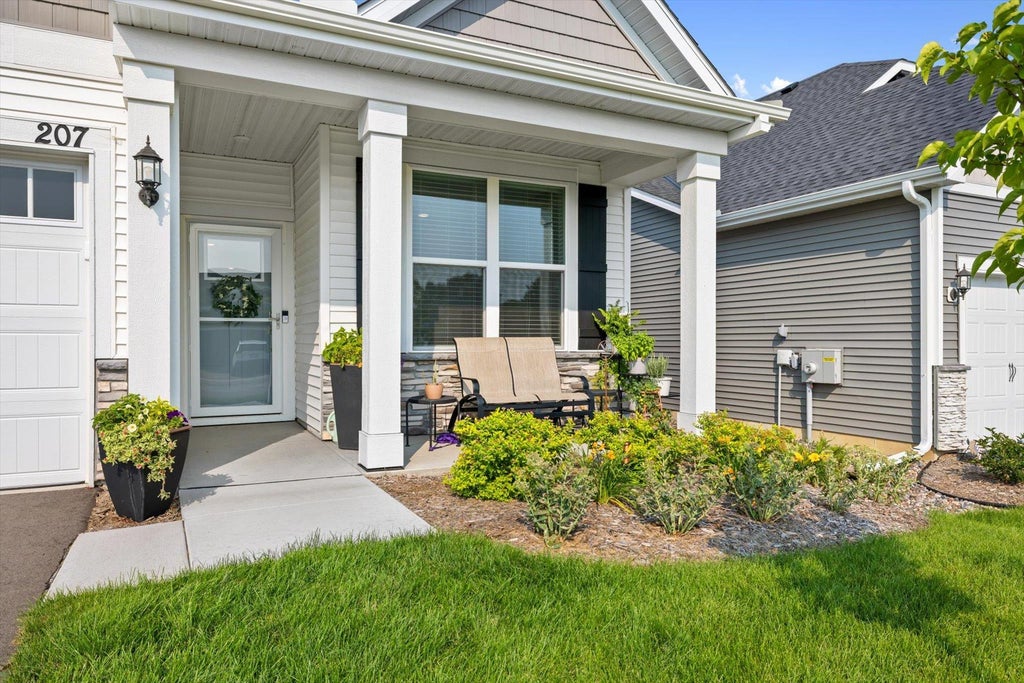 Photo of 207 Liberty Heights Drive, Chaska, MN 55318 (MLS # 7126080)