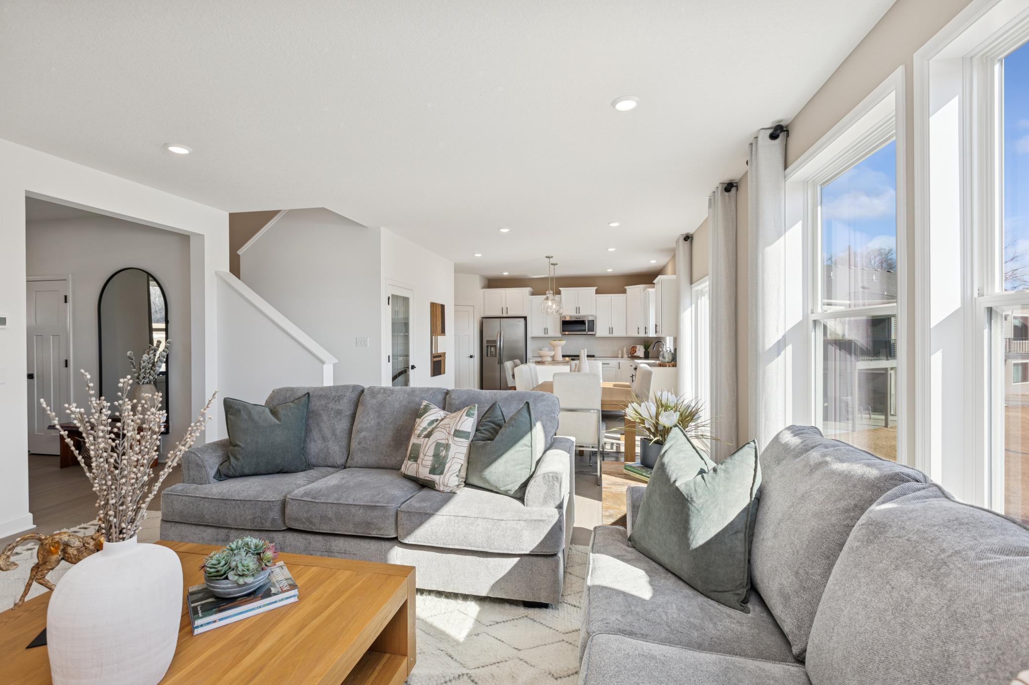 8903 Periwinkle Boulevard