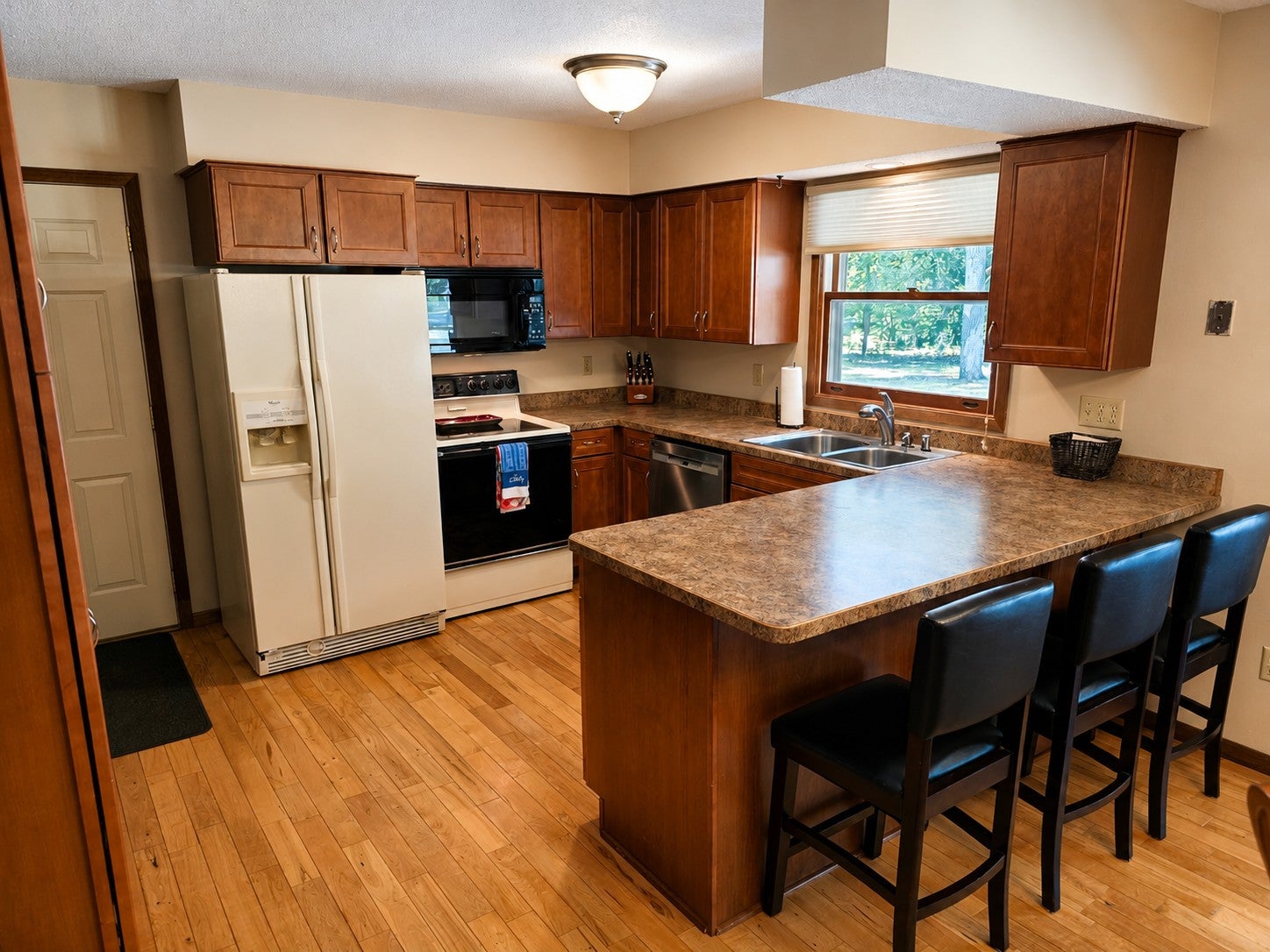 13042 Arden Boulevard
