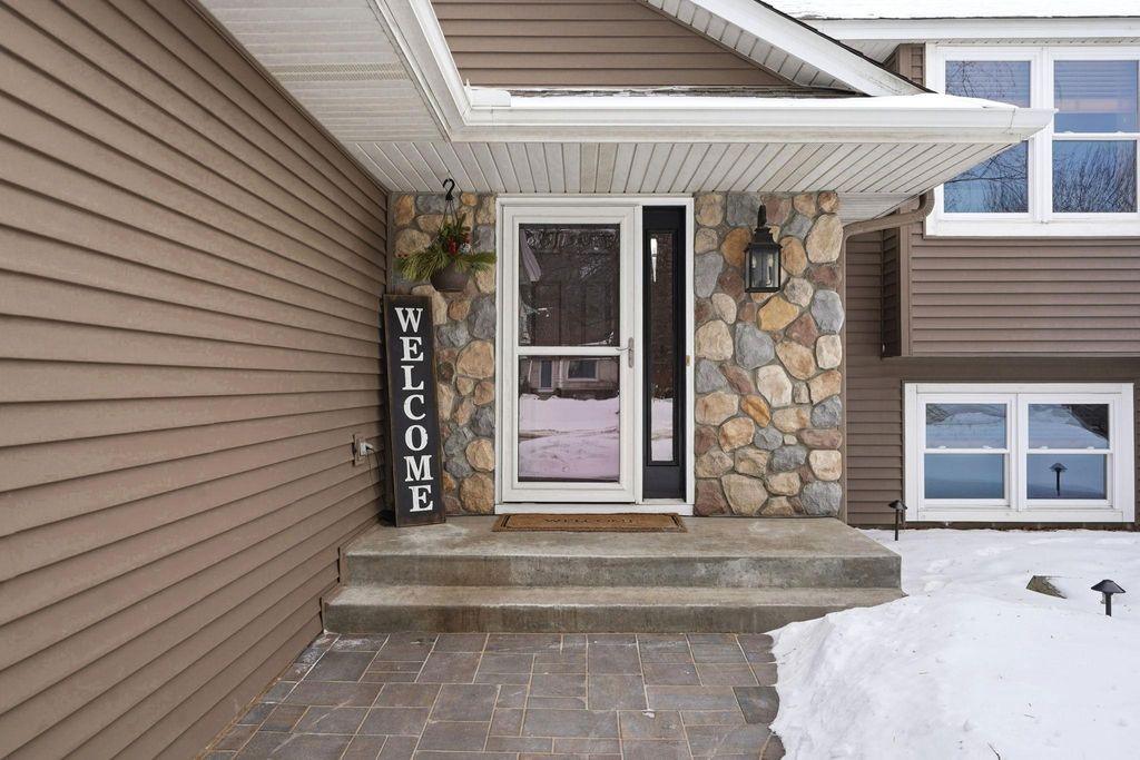 Photo of 832 Deerfield Road, Watertown, MN 55388 (MLS # 7007587)