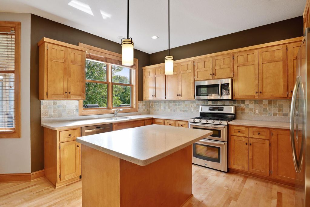 Photo of 8069 Enclave Bay, Woodbury, MN 55125 (MLS # 7006334)