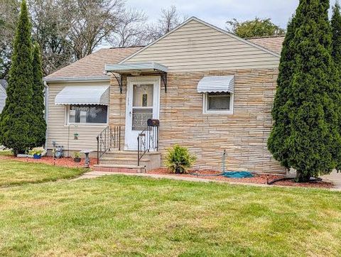 Photo of 2019 7th Avenue NE, Austin, MN 55912 (MLS # 6786469)