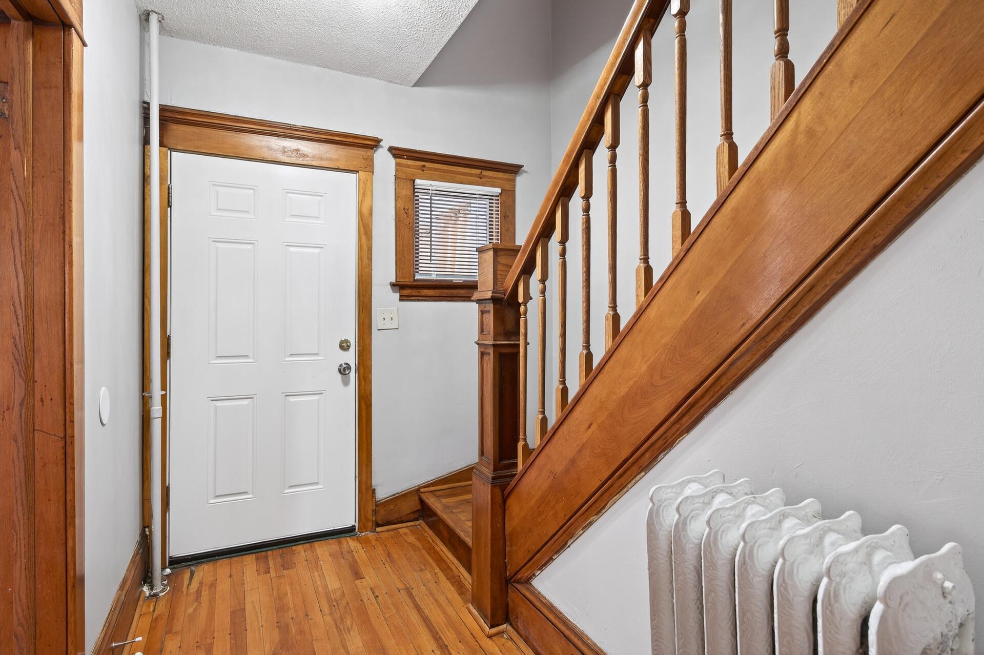 3429 Bloomington Avenue