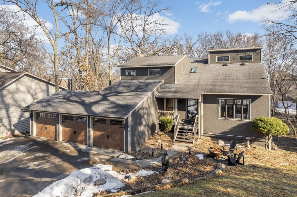 Photo of 14832 Hickory Court, Eden Prairie, MN 55346 (MLS # 7030643)