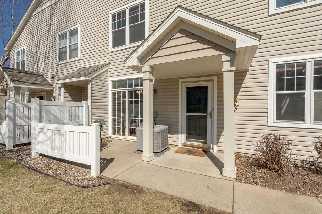 Photo of 762 Princeton Avenue, Shakopee, MN 55379 (MLS # 7062823)