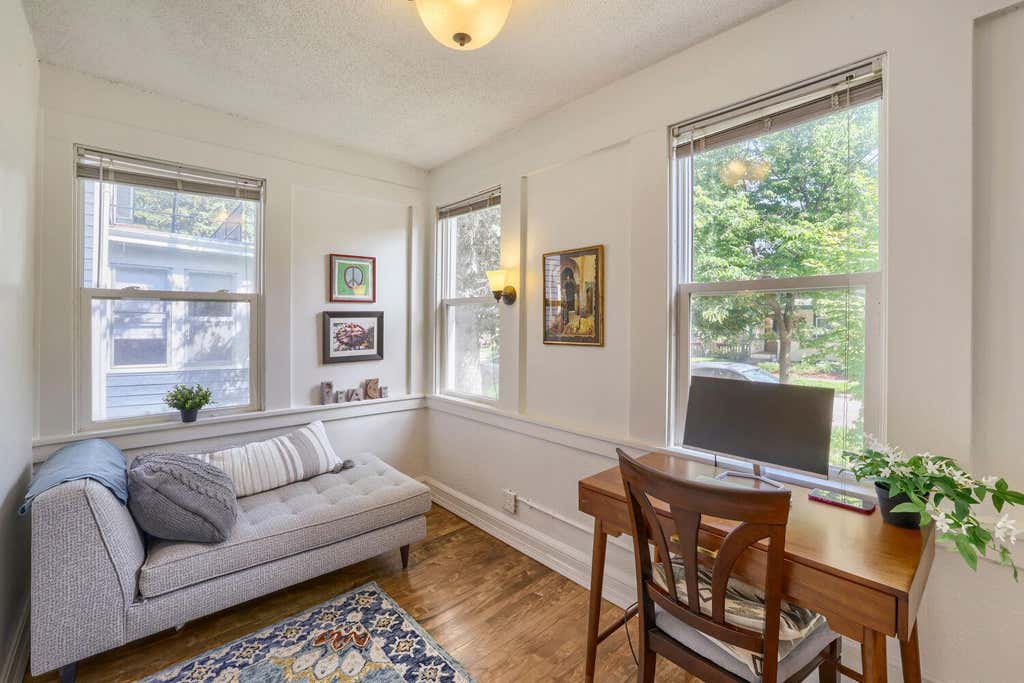 Photo of 1017 18 1/2 Avenue NE, Minneapolis, MN 55418 (MLS # 7071374)