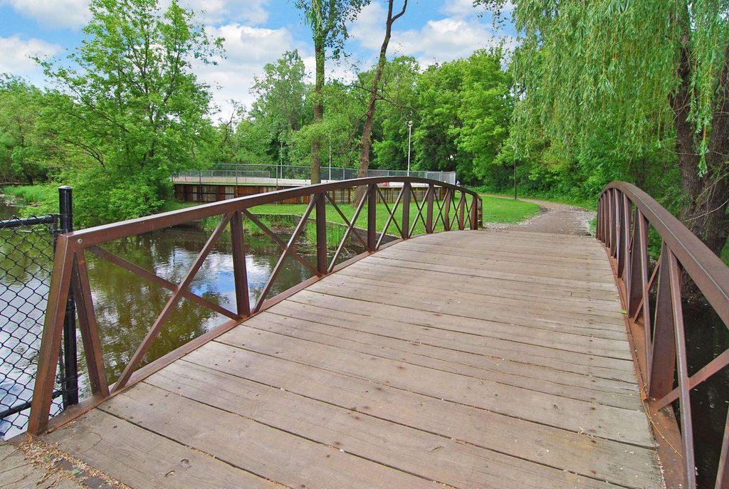 Photo of 5232 Brookview Avenue, Edina, MN 55424 (MLS # 7027921)