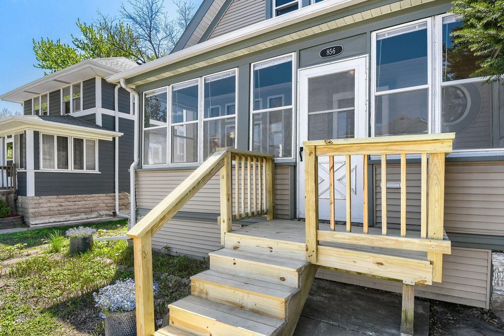 Photo of 856 Watson Avenue, Saint Paul, MN 55102 (MLS # 7063215)