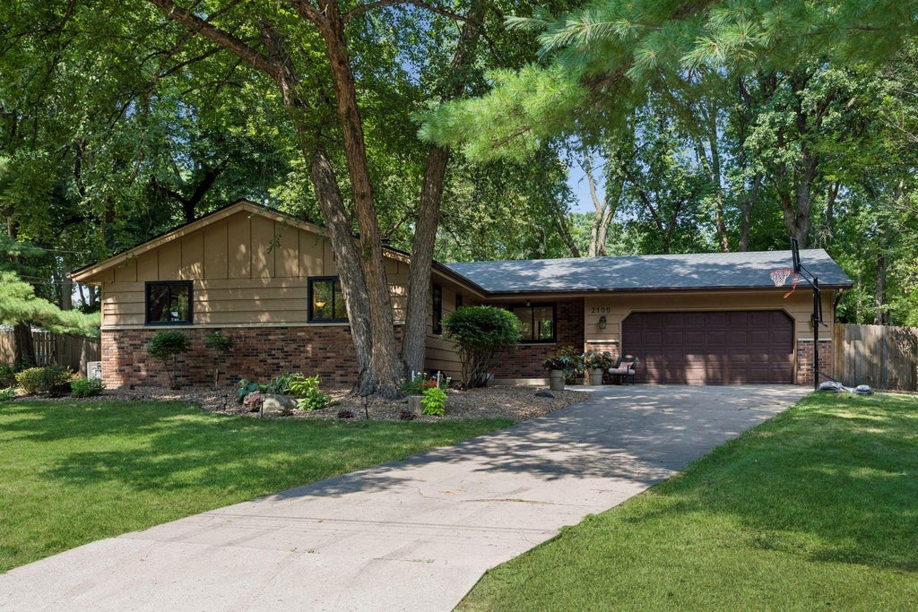 Photo of 2100 W 107th Street, Bloomington, MN 55431 (MLS # 7052337)