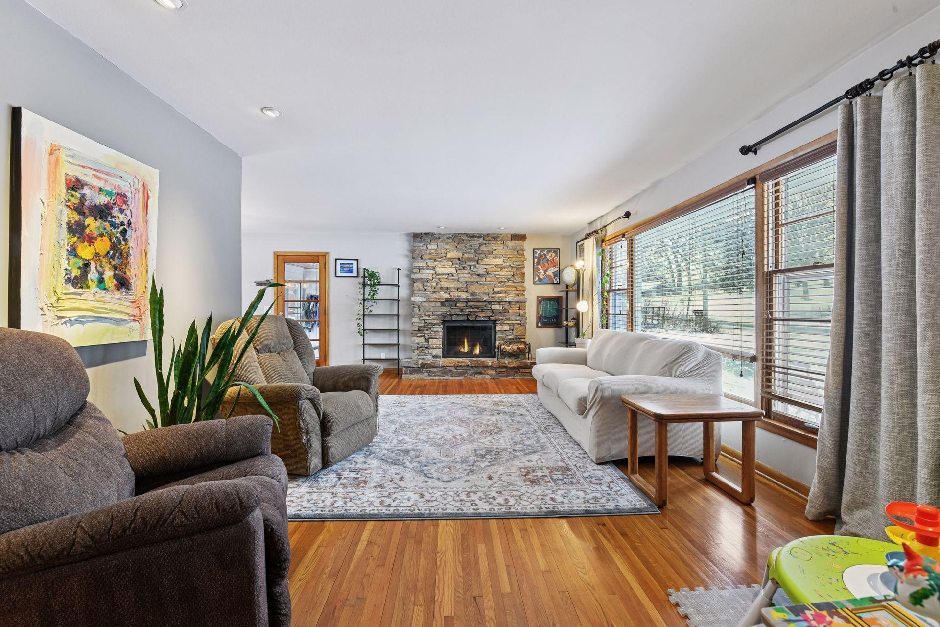 16600 Canterbury Drive