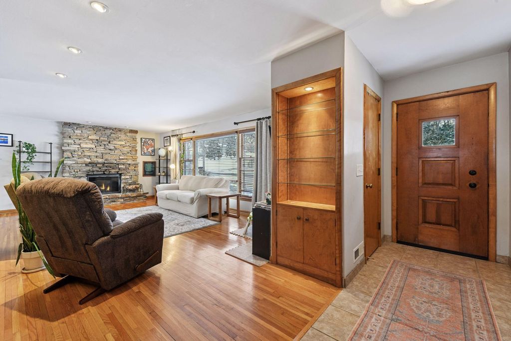 Photo of 16600 Canterbury Drive, Minnetonka, MN 55345 (MLS # 6823911)