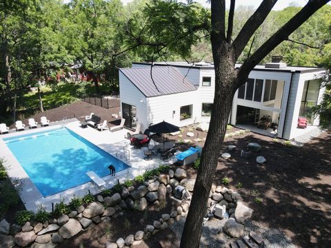 285 Leaf Street Orono MN 55356
