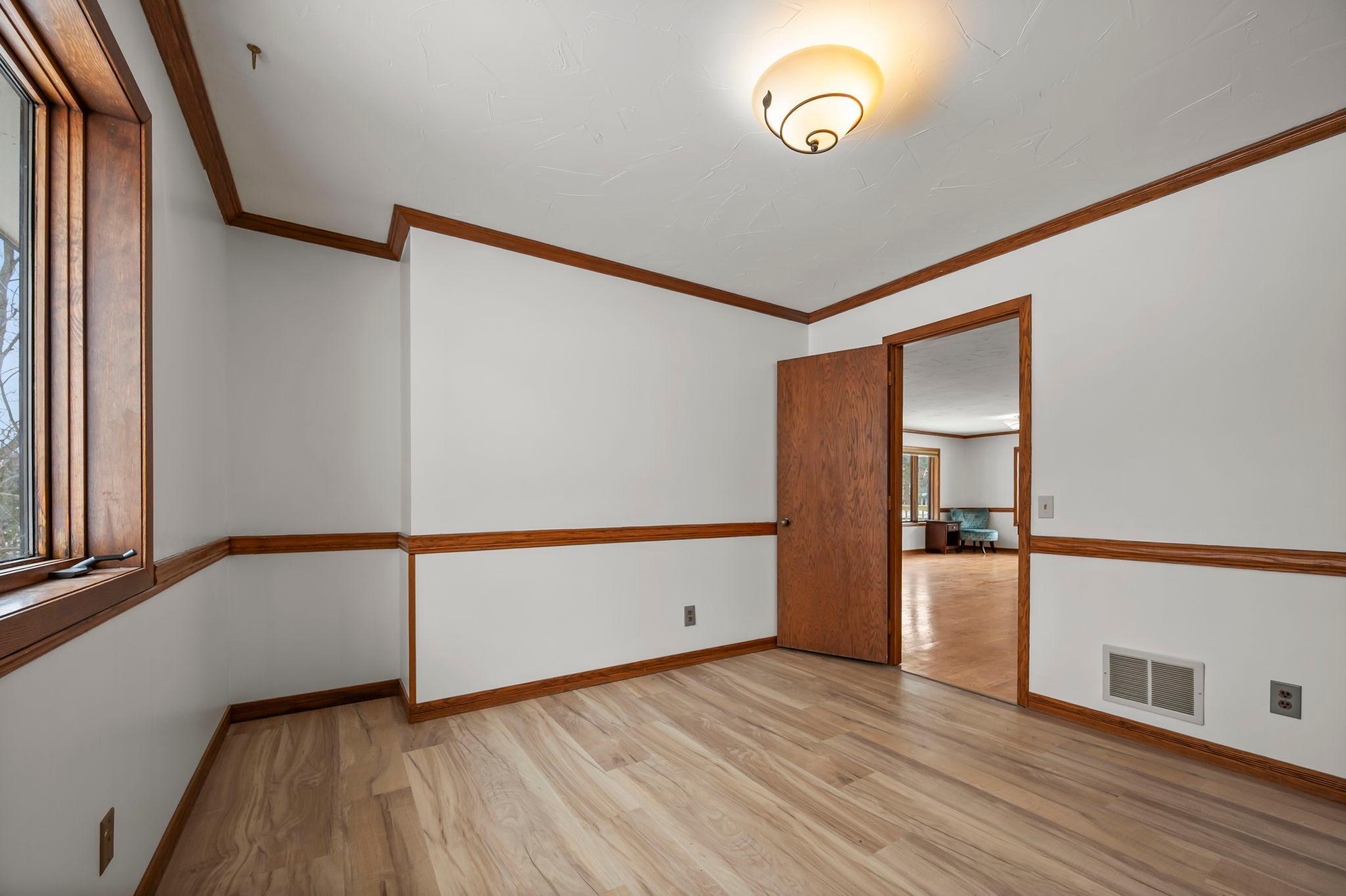 Prior Lake, Minnesota, 55372, United States, 4 Bedrooms Bedrooms, ,3 BathroomsBathrooms,Residential,Active,2015803