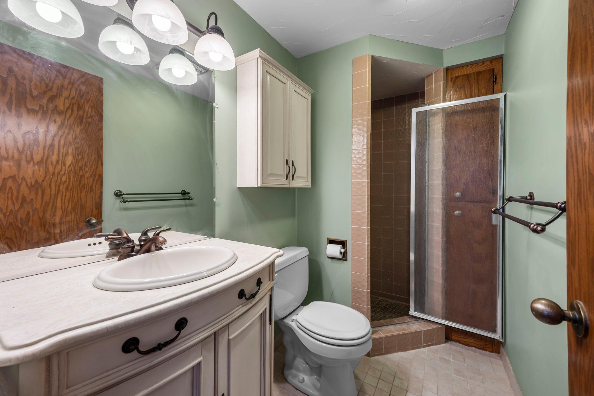 Prior Lake, Minnesota, 55372, United States, 4 Bedrooms Bedrooms, ,3 BathroomsBathrooms,Residential,Active,2015803