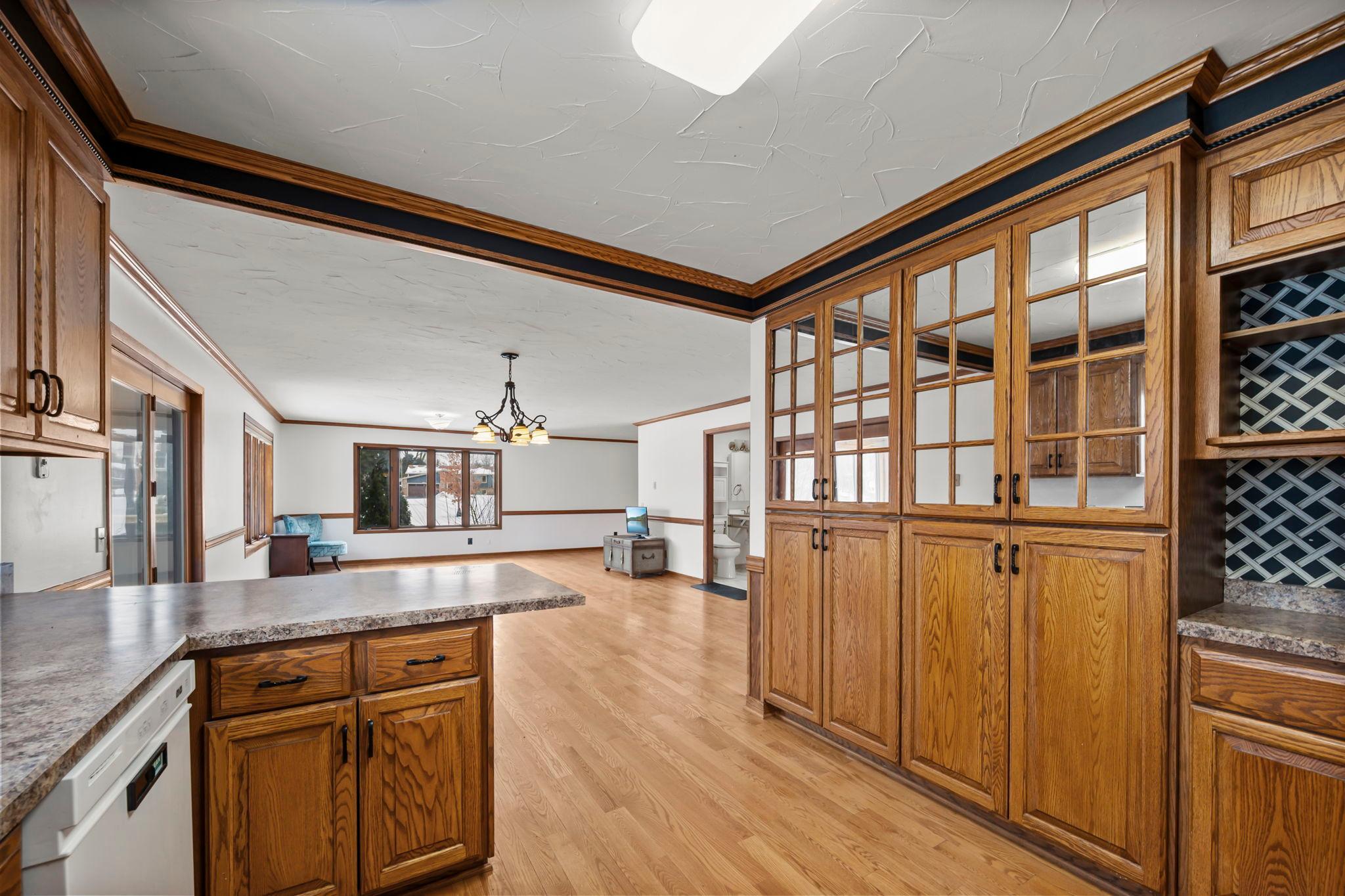 Prior Lake, Minnesota, 55372, United States, 4 Bedrooms Bedrooms, ,3 BathroomsBathrooms,Residential,Active,2015803