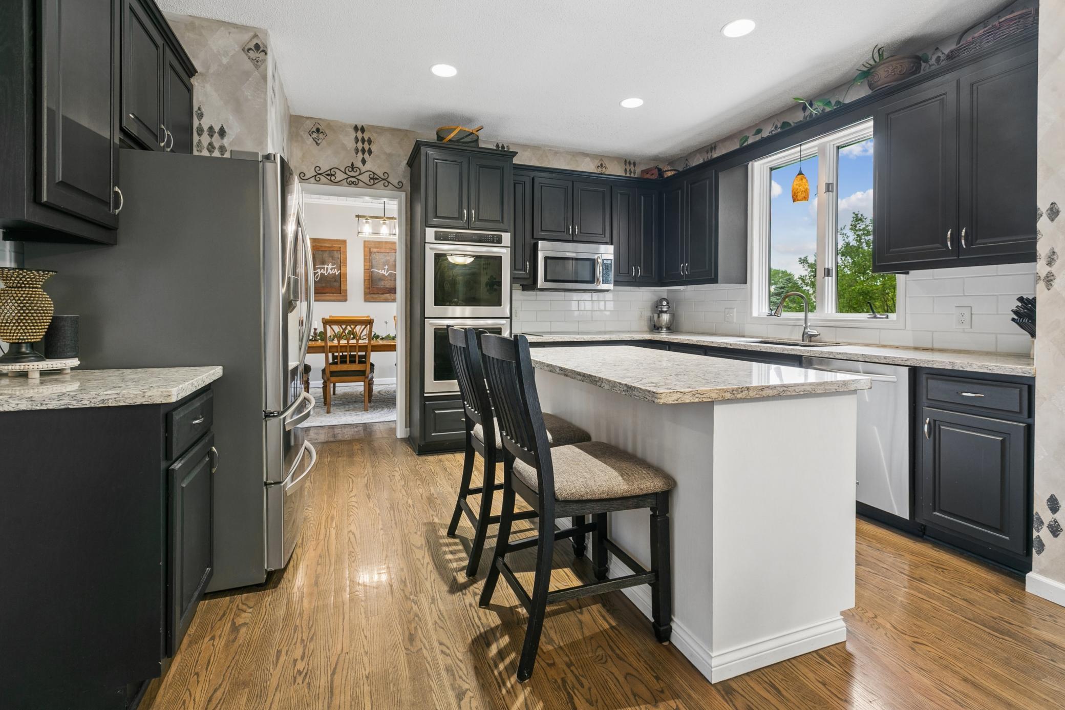 3588 Commonwealth Bay