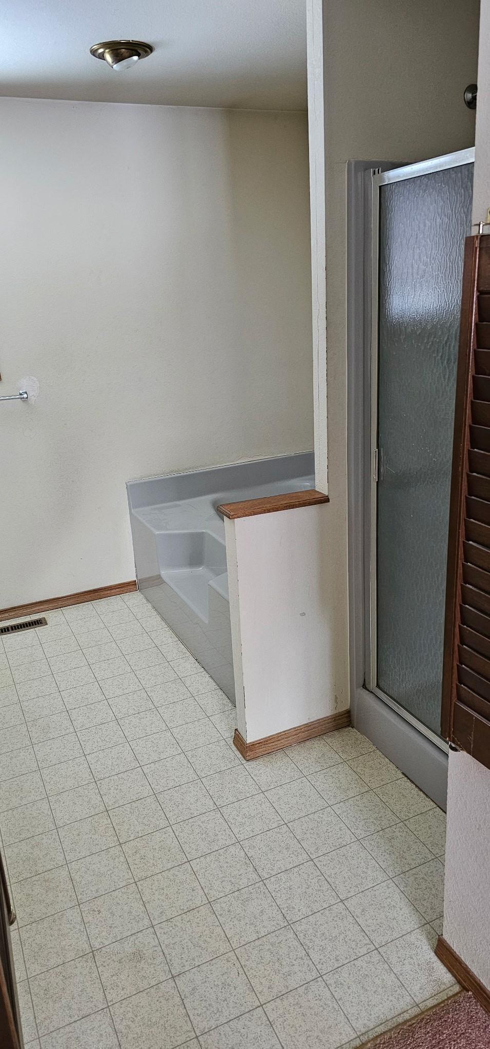 10430 Lever Street NE