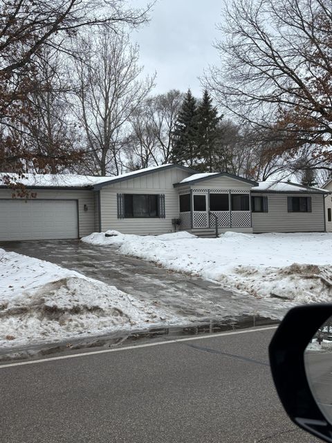 10430 Lever Street NE Circle Pines MN 55014