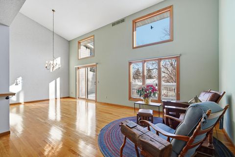 6733 W 82nd Street Bloomington MN 55438