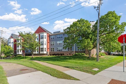 720 3rd Avenue NE 325 Minneapolis MN 55413