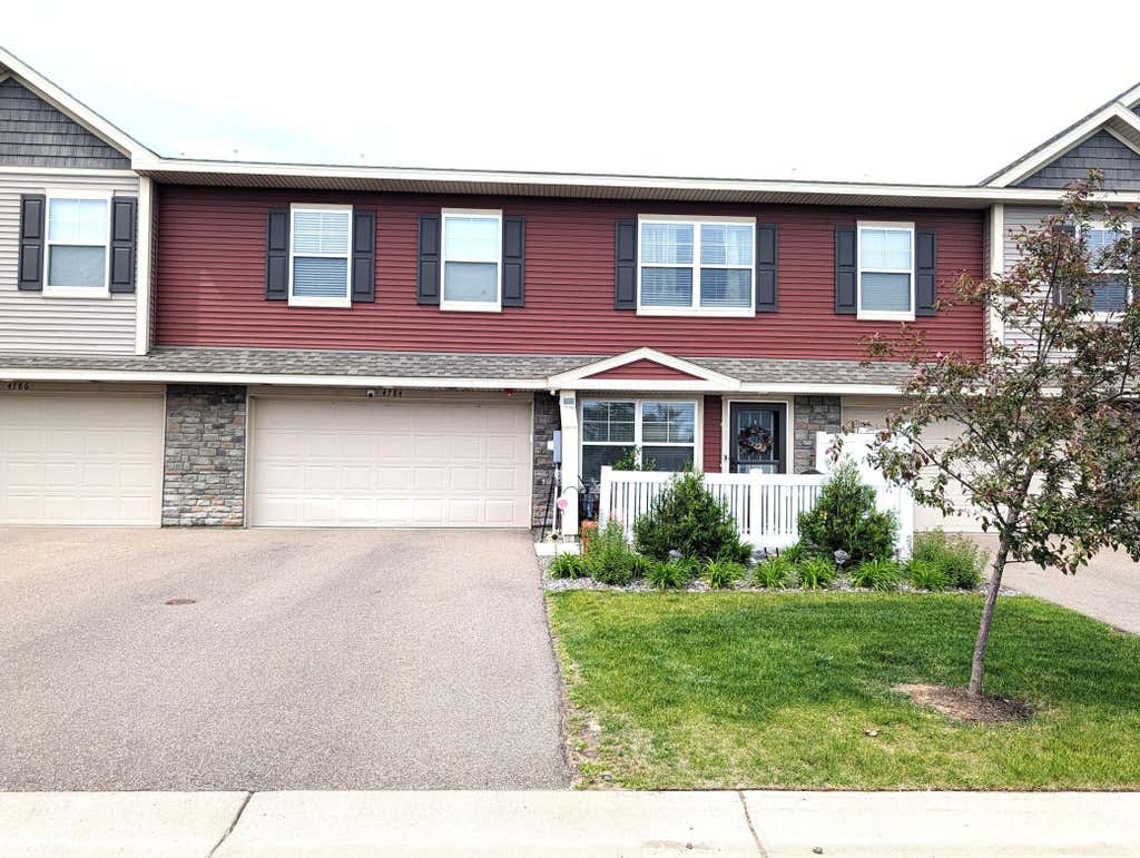Photo of 4784 Equine Trail, Woodbury, MN 55129 (MLS # 7087196)
