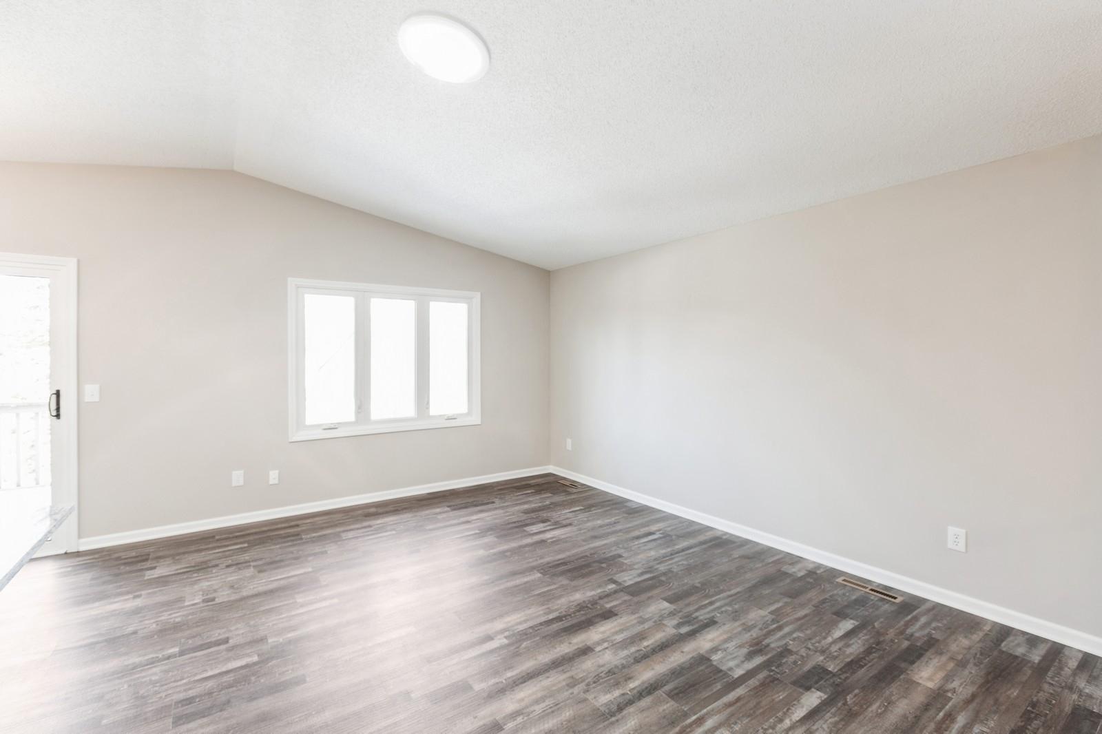 2584 76th Street E