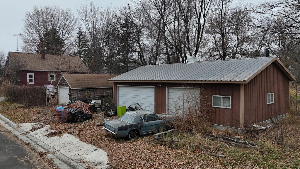 Photo of 300 Grove Avenue N, Silver Lake, MN 55381 (MLS # 7001949)