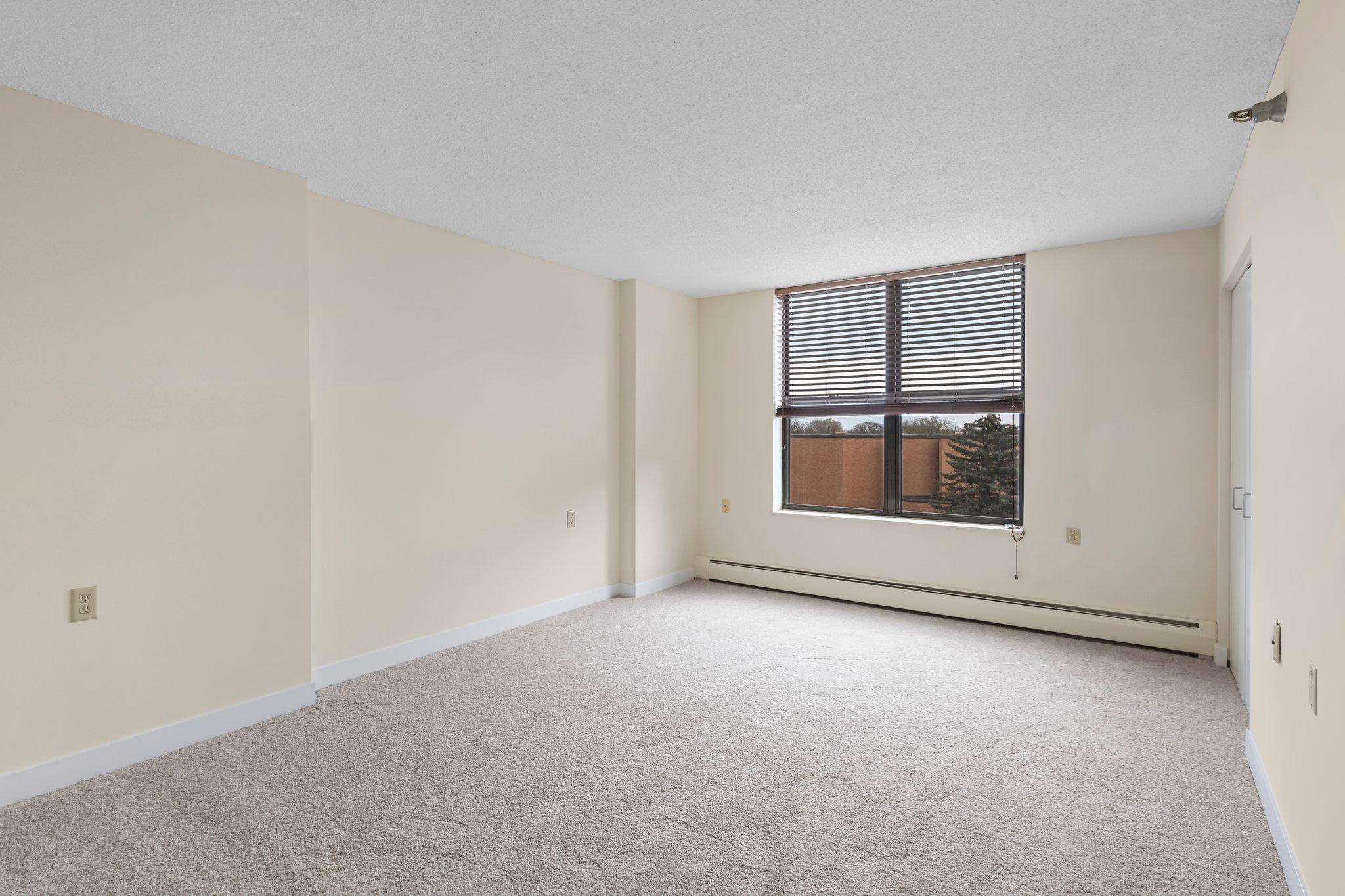 7600 Golden Valley Road 511