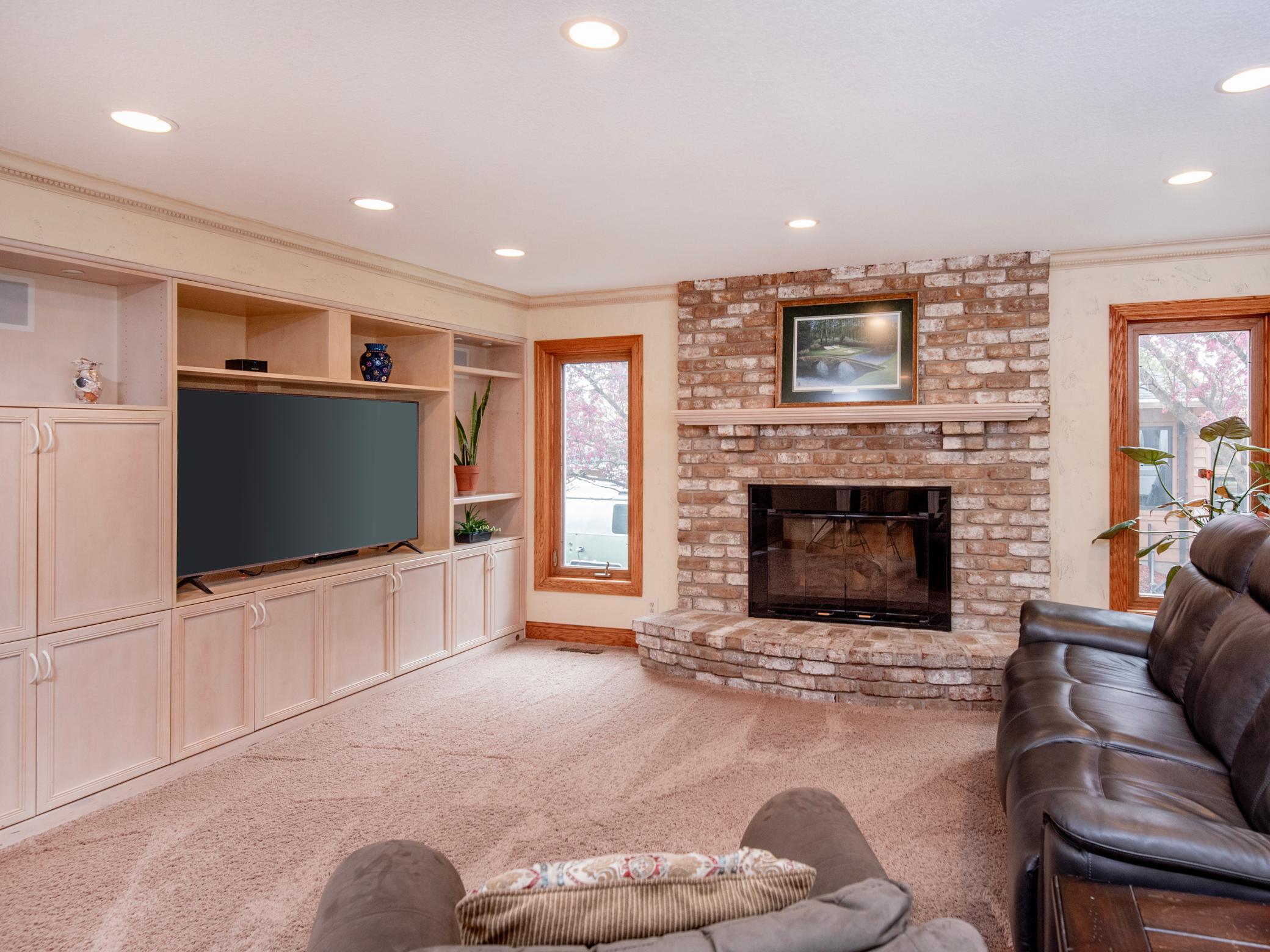 1009 Stratford Road