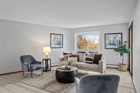 2485 Canabury Drive 212 Little Canada MN 55117