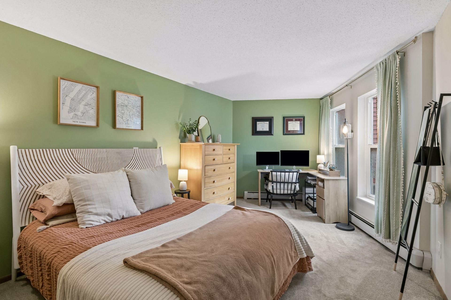 720 3rd Avenue NE 120