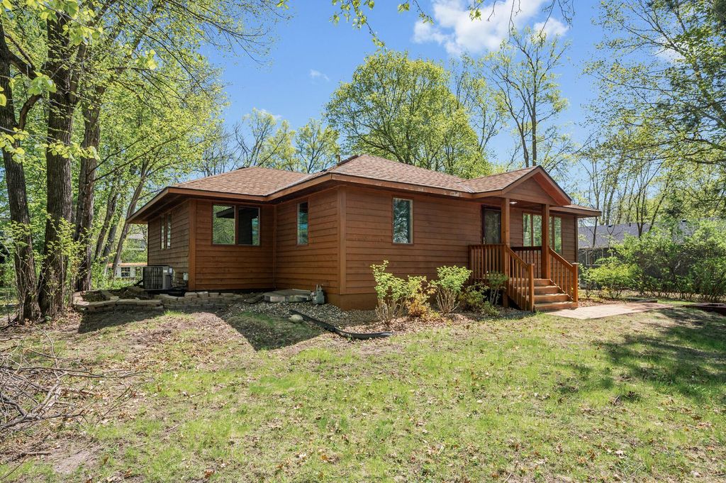 Photo of 25985 Smithtown Road, Shorewood, MN 55331 (MLS # 7013570)