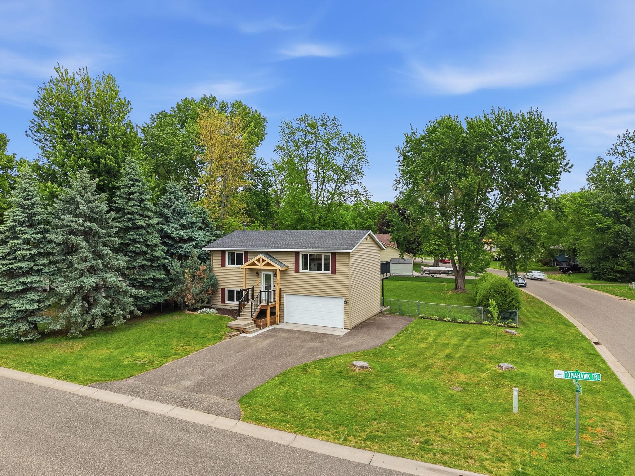 6420 Tomahawk Trail