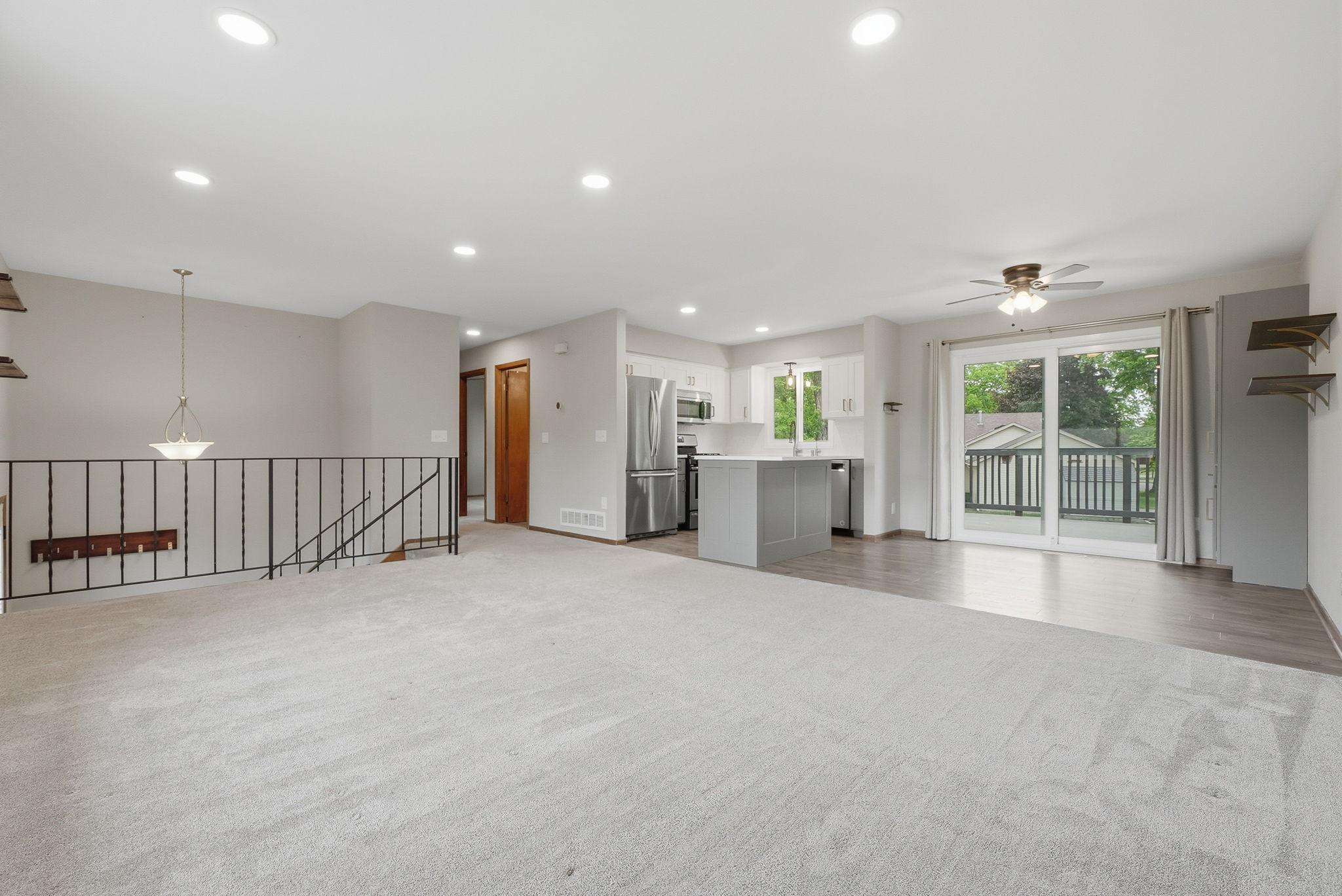 6420 Tomahawk Trail