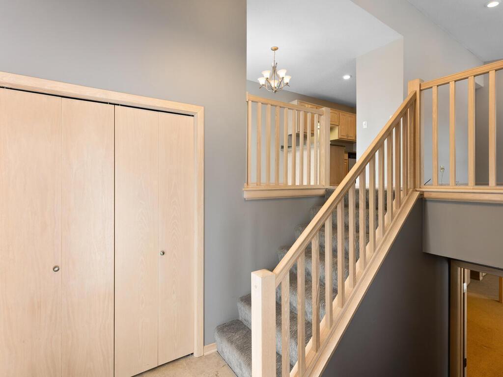 7245 Woodstock Curve