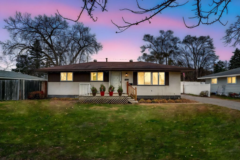 Photo of 6236 Major Avenue N, Brooklyn Center, MN 55429 (MLS # 6822564)