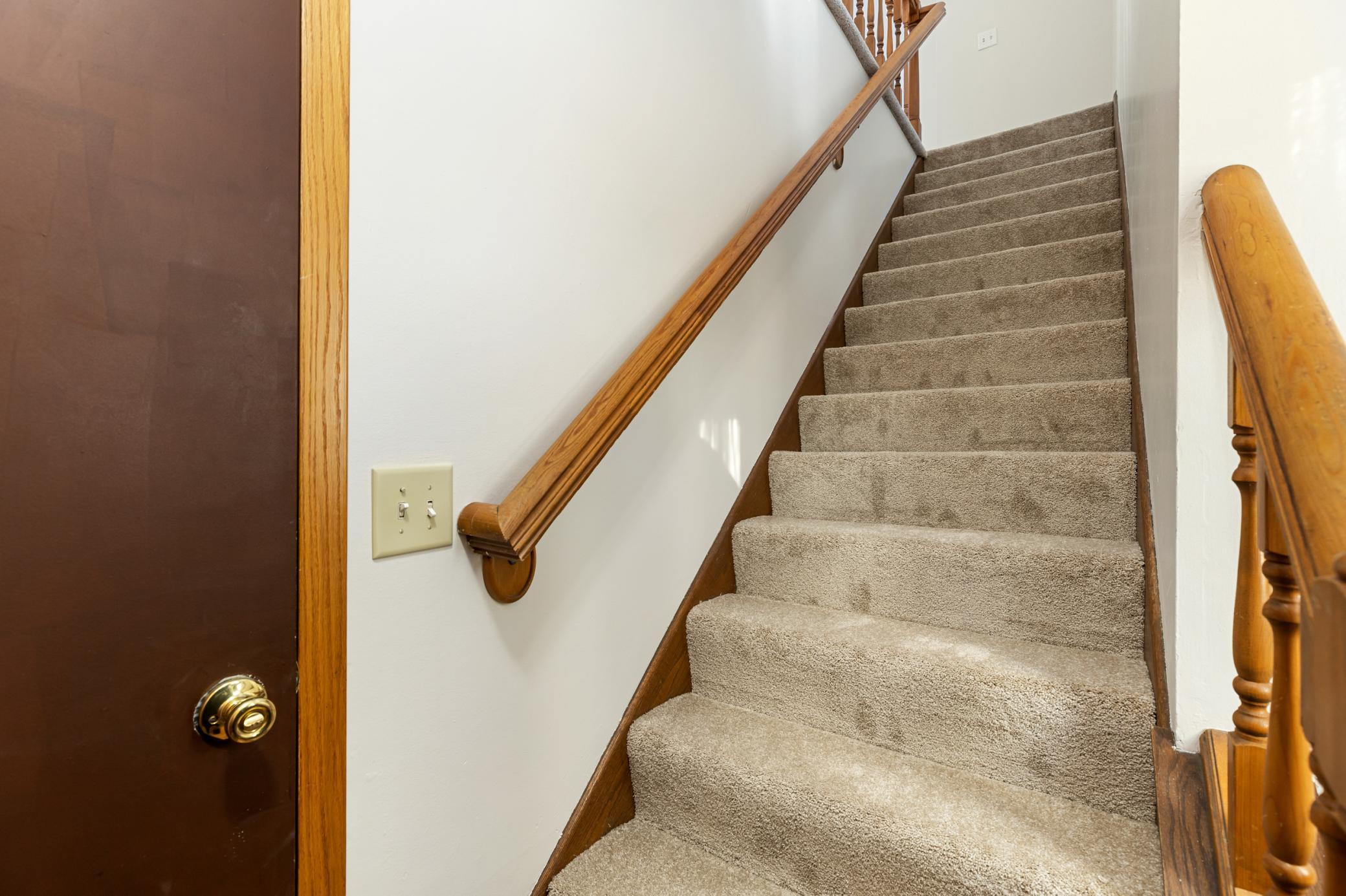 5998 Fernwood Street