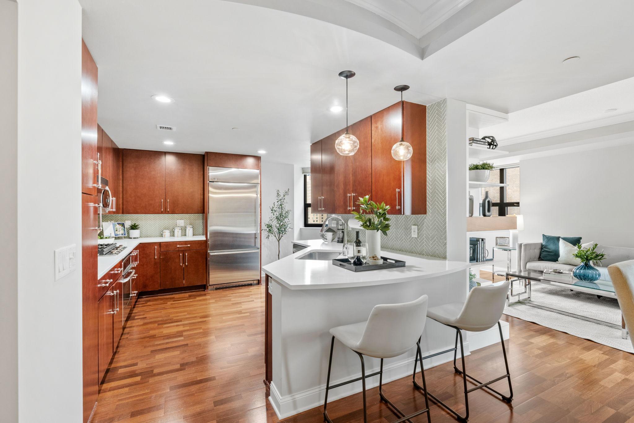 100 3rd Avenue S 805